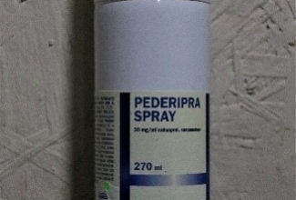 Sulgede nokkimine/söömine, foto Estfarm